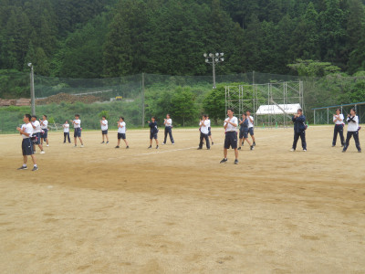 ③